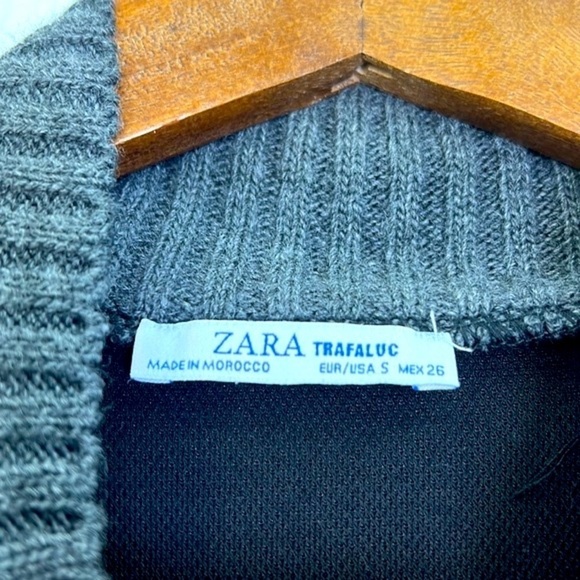 Zara - Gray Mock Neck Black Front Pocket Shift Dress Size Small - Picture 8 of 9